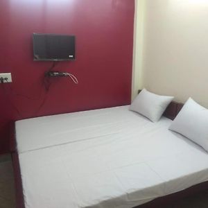 Pmr Enclave Near Apollo Hospital