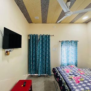 Shanti Paying Guest House